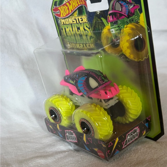 Hot Wheels bundle! - Picture 9 of 9